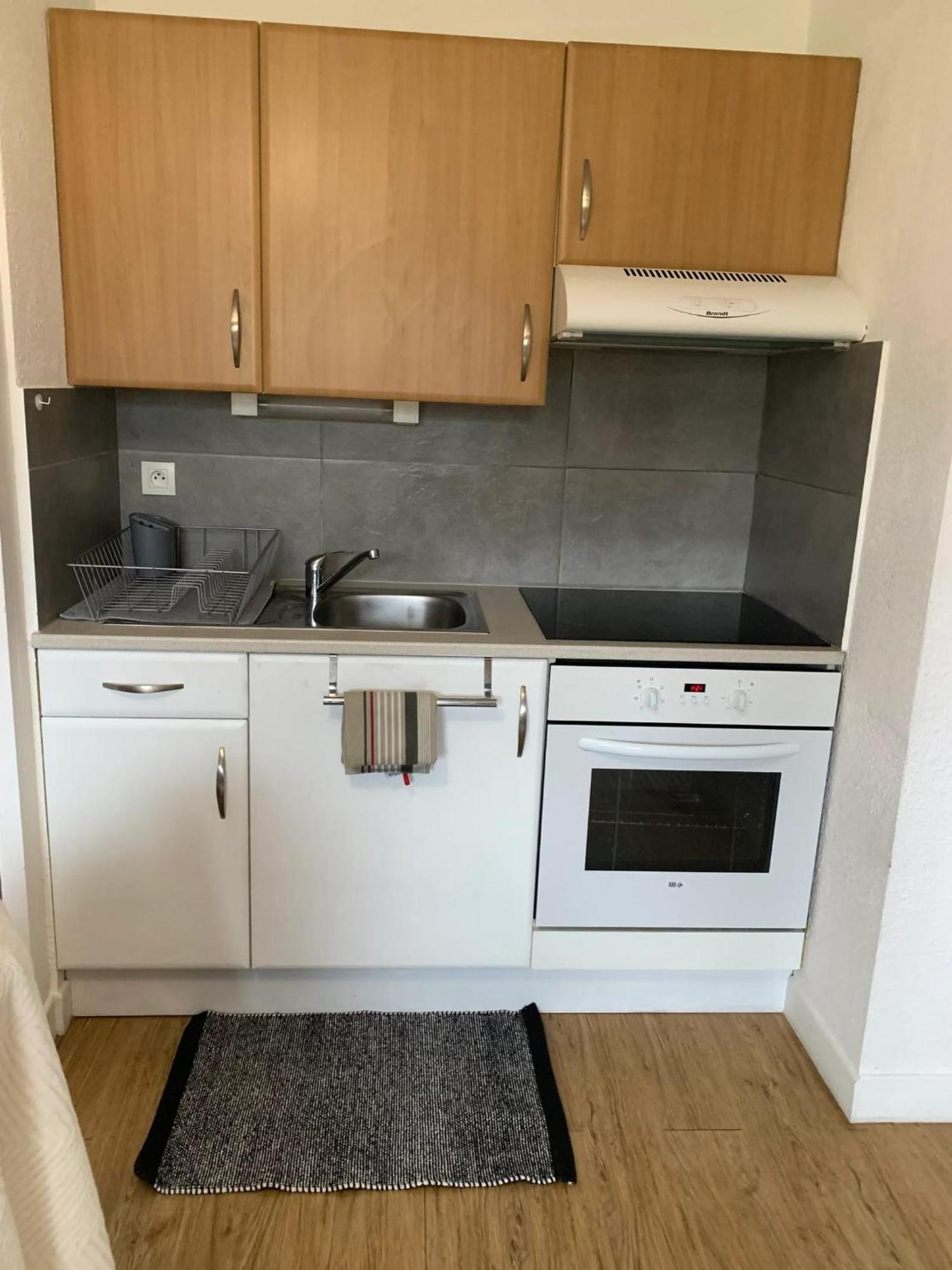 Appartement Charmant A Bagneres De Bigorre 56 M² Avec Balcon ภายนอก รูปภาพ
